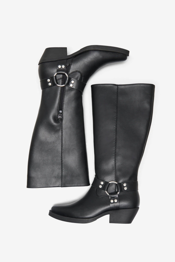 Stivali neri alti con gambale cilindrico