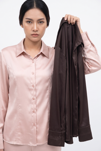 Camicia in satin.