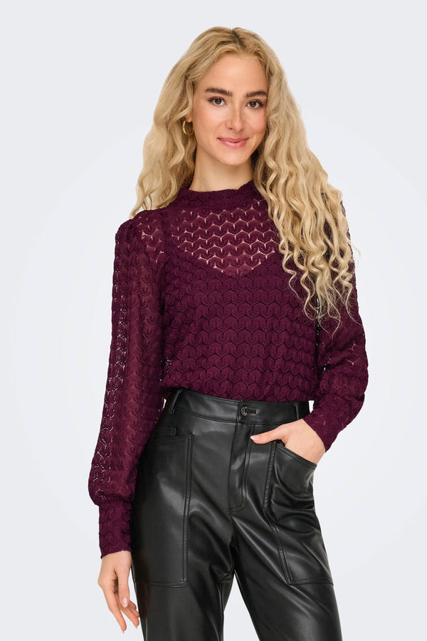 NOOS-AVERY-15268408FIG