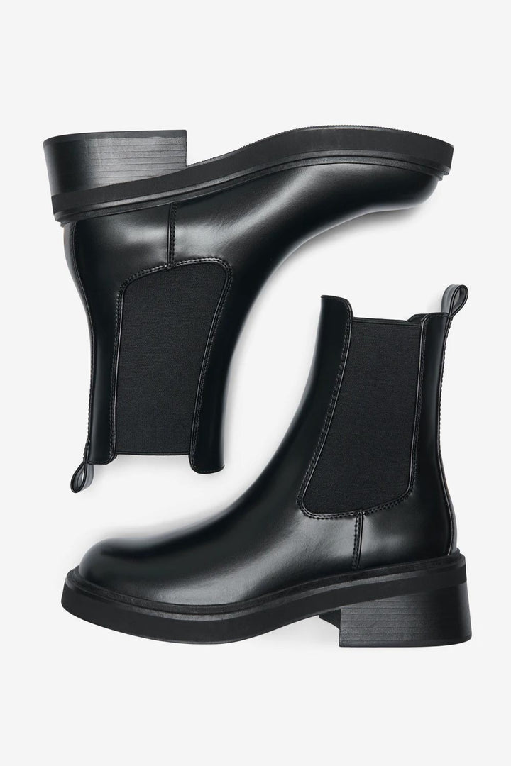 Stivaletti neri chelsea alla caviglia