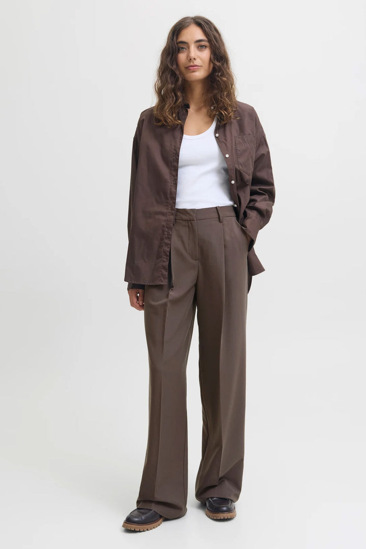 Pantalone marrone wide fit con piega JJXX