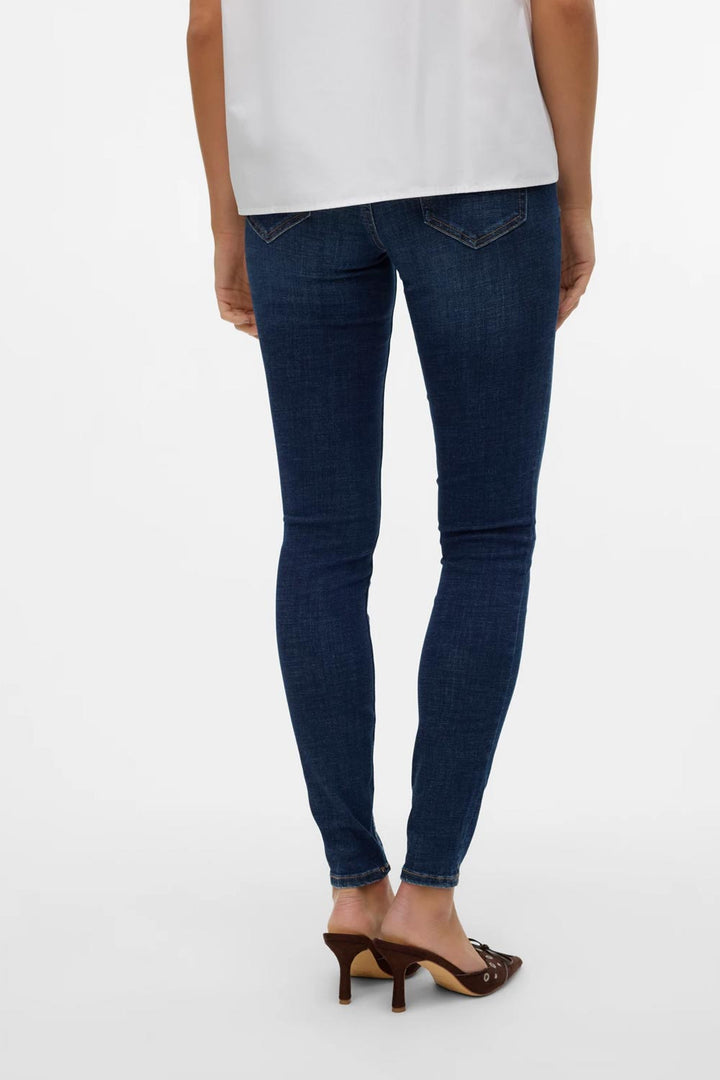 Jeans attillato blu scuro da donna