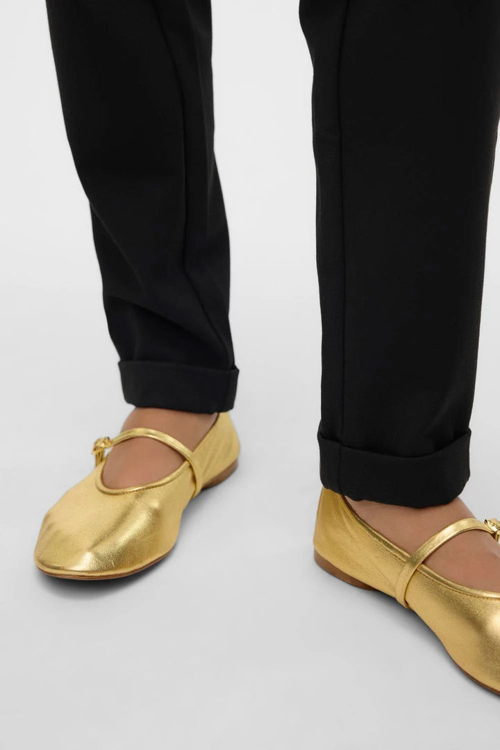 Pantalone nero da donna regular fit di Vero Moda