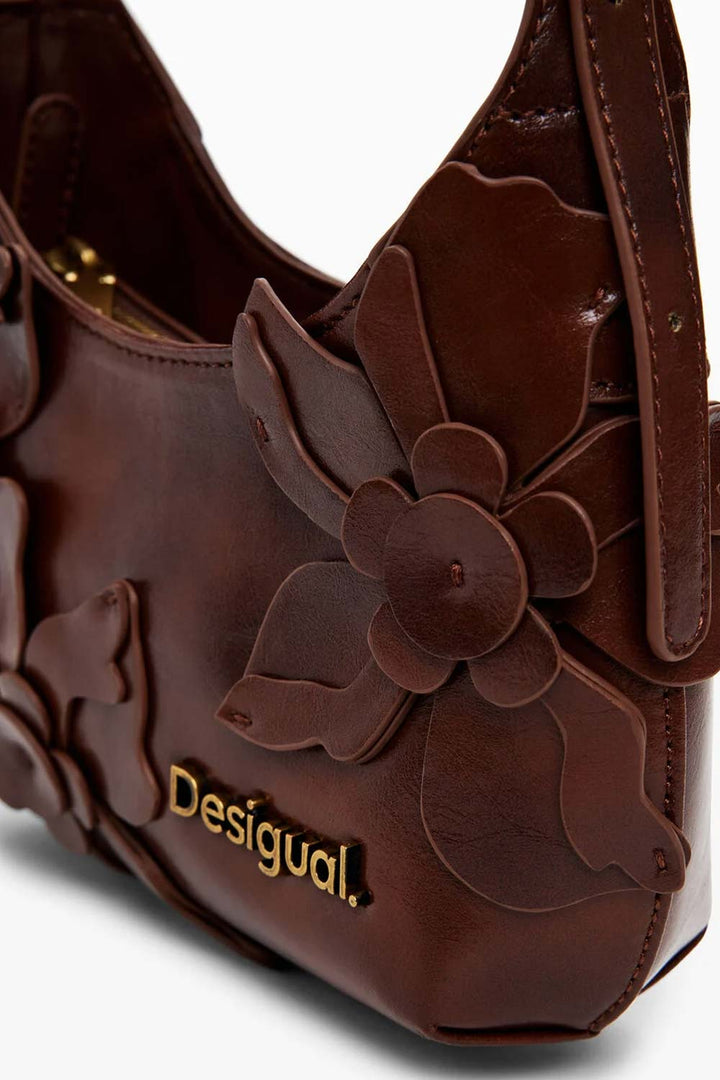 REPRISE VALENTINE HAITI6000_4_P