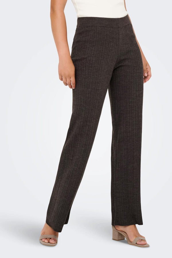 THEA-15352981CHOCOLATE TORTE