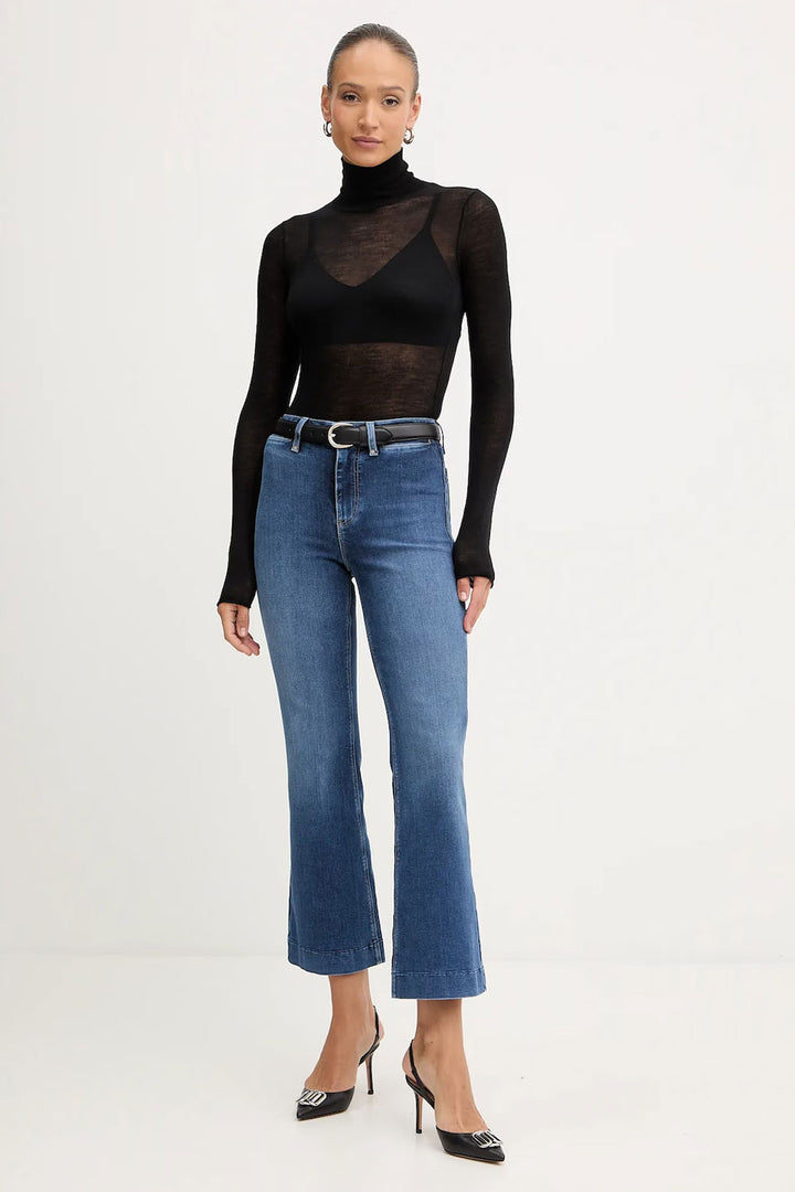 Jeans svasato a zampa di Guess